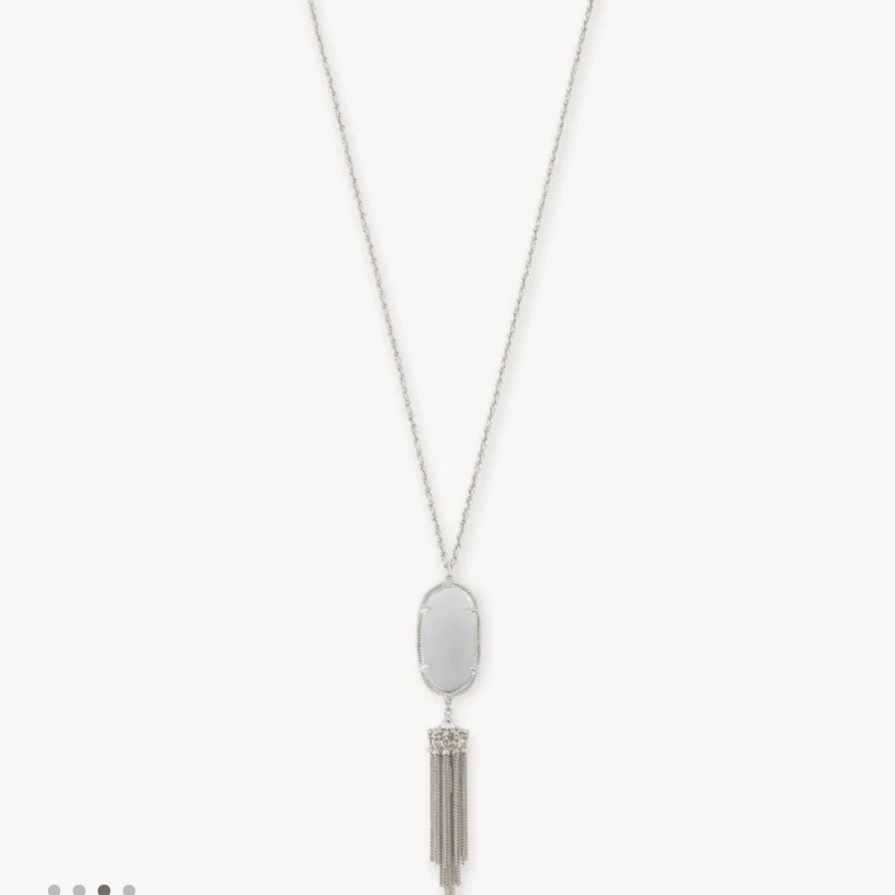 Kendra Scott Elegant Silver Pendant Necklace